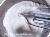 奶油霜紙杯蛋糕的家常做法第12步圖片步驟 m.xalove.com.cn