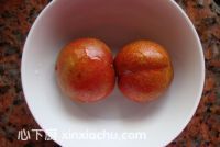 李子酸奶冰棒的家常做法第1步圖片步驟 m.xalove.com.cn