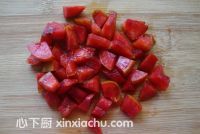 李子酸奶冰棒的家常做法第2步圖片步驟 m.xalove.com.cn