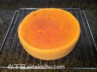 番茄汁戚風蛋糕的家常做法第13步圖片步驟 m.xalove.com.cn