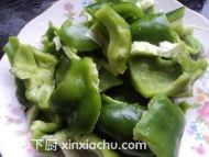 甜椒炒肉片的家常做法第2步圖片步驟 m.xalove.com.cn