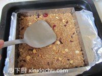 蔓越莓花生燕麥條的家常做法第7步圖片步驟 m.xalove.com.cn