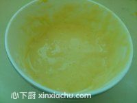 唐草蛋糕卷的家常做法第4步圖片步驟 m.xalove.com.cn