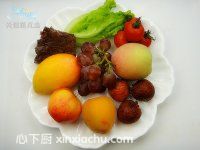 海底世界水果便當(dāng)?shù)募页W龇ǖ?步圖片步驟 m.xalove.com.cn