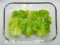 海底世界水果便當(dāng)?shù)募页W龇ǖ?步圖片步驟 m.xalove.com.cn