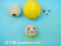 海底世界水果便當(dāng)?shù)募页W龇ǖ?4步圖片步驟 m.xalove.com.cn