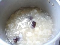 紅棗蓮子銀耳羹的家常做法第8步圖片步驟 m.xalove.com.cn