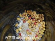 核桃花生豆?jié){的家常做法第9步圖片步驟 m.xalove.com.cn