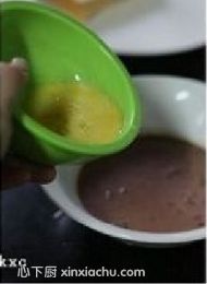 摩卡面包布丁的家常做法第3步圖片步驟 m.xalove.com.cn