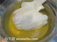 奶油水果蛋糕的家常做法第4步圖片步驟 m.xalove.com.cn
