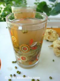 �r�ٺϾG������ˮ�ļҳ�������10���DƬ���E m.xalove.com.cn