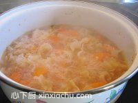 蓮子百合雪耳煲木瓜糖水的家常做法第11步圖片步驟 m.xalove.com.cn