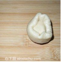 天鵝酥的家常做法第4步圖片步驟 m.xalove.com.cn