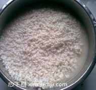 甜酒釀的家常做法第2步圖片步驟 m.xalove.com.cn