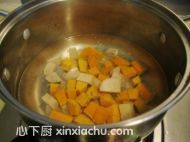 ����t������¶�ļҳ�������5���DƬ���E m.xalove.com.cn