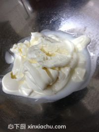 偽慕斯巧克力冰激凌的家常做法第1步圖片步驟 m.xalove.com.cn