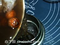 銀耳蓮子羹的家常做法第11步圖片步驟 m.xalove.com.cn