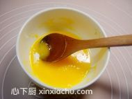 巧克力小蘑菇的家常做法第4步圖片步驟 m.xalove.com.cn