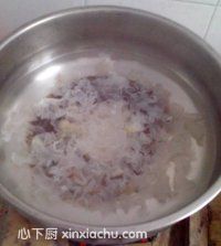 銀耳燉鵪鶉蛋的家常做法第3步圖片步驟 m.xalove.com.cn