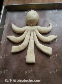 章魚(yú)哥面包的家常做法第6步圖片步驟 m.xalove.com.cn