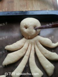 章魚(yú)哥面包的家常做法第7步圖片步驟 m.xalove.com.cn