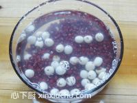 紅豆南瓜甜湯的家常做法第2步圖片步驟 m.xalove.com.cn