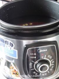 紅豆南瓜甜湯的家常做法第4步圖片步驟 m.xalove.com.cn