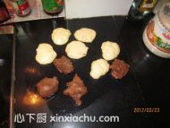 雙色吐司的家常做法第8步圖片步驟 m.xalove.com.cn