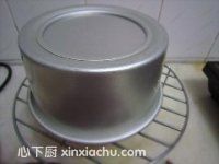 橙汁戚風(fēng)蛋糕的家常做法第9步圖片步驟 m.xalove.com.cn