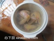 紅棗鴿子湯的家常做法第5步圖片步驟 m.xalove.com.cn