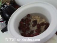 紅棗蓮子枸杞茶的家常做法第2步圖片步驟 m.xalove.com.cn