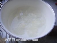 紫薯紅棗銀耳羹的家常做法第2步圖片步驟 m.xalove.com.cn