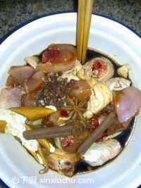 秘制可樂(lè)雞腿的家常做法第2步圖片步驟 m.xalove.com.cn