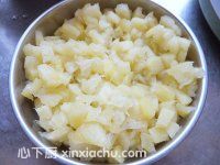 自制菠蘿冰棍的家常做法第4步圖片步驟 m.xalove.com.cn