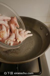 自制菠蘿冰棍的家常做法第5步圖片步驟 m.xalove.com.cn