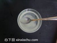 木瓜涼粉凍的家常做法第4步圖片步驟 m.xalove.com.cn