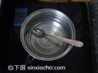 木瓜涼粉凍的家常做法第5步圖片步驟 m.xalove.com.cn