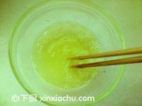 蛋白椰蓉球的家常做法第2步圖片步驟 m.xalove.com.cn