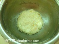 蛋白椰蓉球的家常做法第4步圖片步驟 m.xalove.com.cn