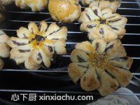 菊花酥的家常做法第13步圖片步驟 m.xalove.com.cn