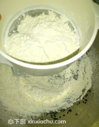 奶香芝麻棒的家常做法第4步圖片步驟 m.xalove.com.cn