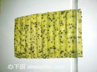 奶香芝麻棒的家常做法第7步圖片步驟 m.xalove.com.cn