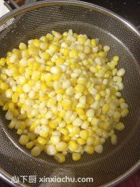 香甜玉米汁的家常做法第3步圖片步驟 m.xalove.com.cn