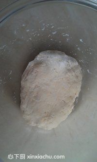 牛角包的家常做法第2步圖片步驟 m.xalove.com.cn