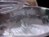 可可戚風(fēng)蛋糕的家常做法第13步圖片步驟 m.xalove.com.cn