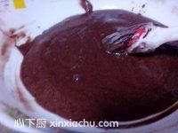 可可戚風(fēng)蛋糕的家常做法第15步圖片步驟 m.xalove.com.cn