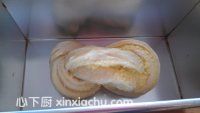 椰蓉面包的家常做法第11步圖片步驟 m.xalove.com.cn