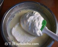 薄荷冰淇淋的家常做法第5步圖片步驟 m.xalove.com.cn