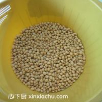 五谷黃豆豆?jié){的家常做法第1步圖片步驟 m.xalove.com.cn