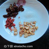 紅棗花生糯米飯的家常做法第6步圖片步驟 m.xalove.com.cn